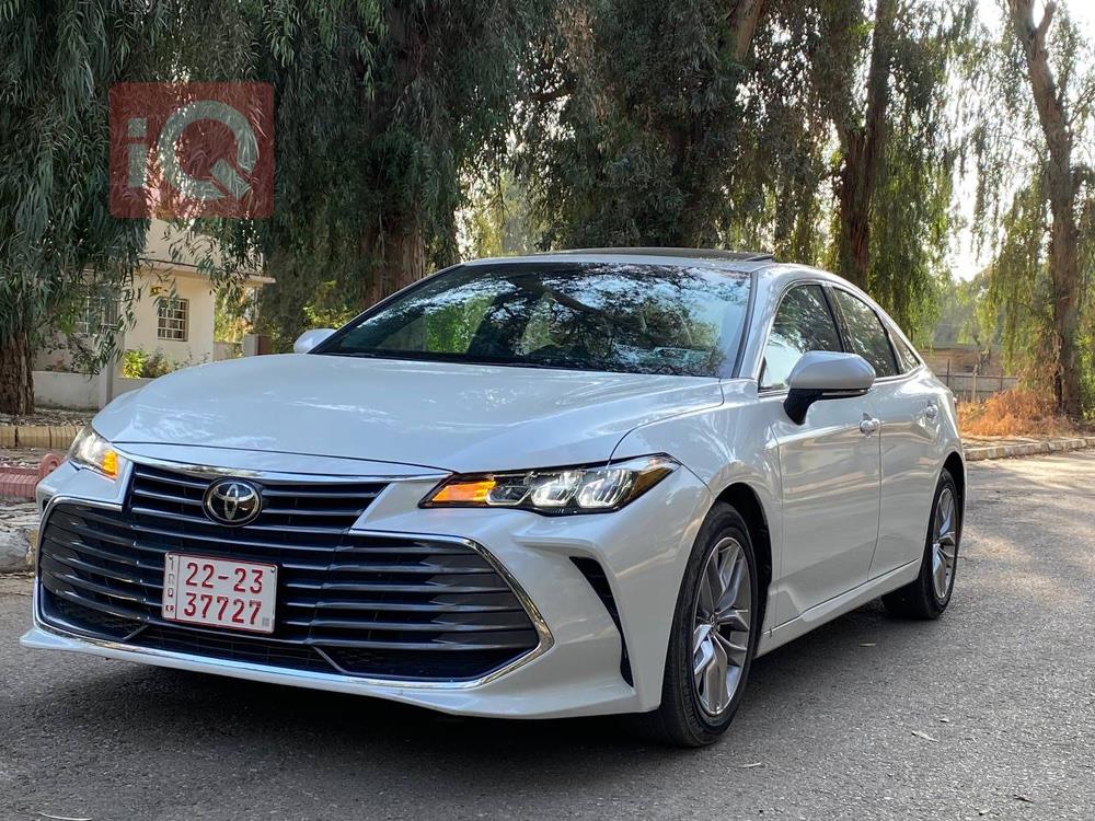 تويوتا أفالون